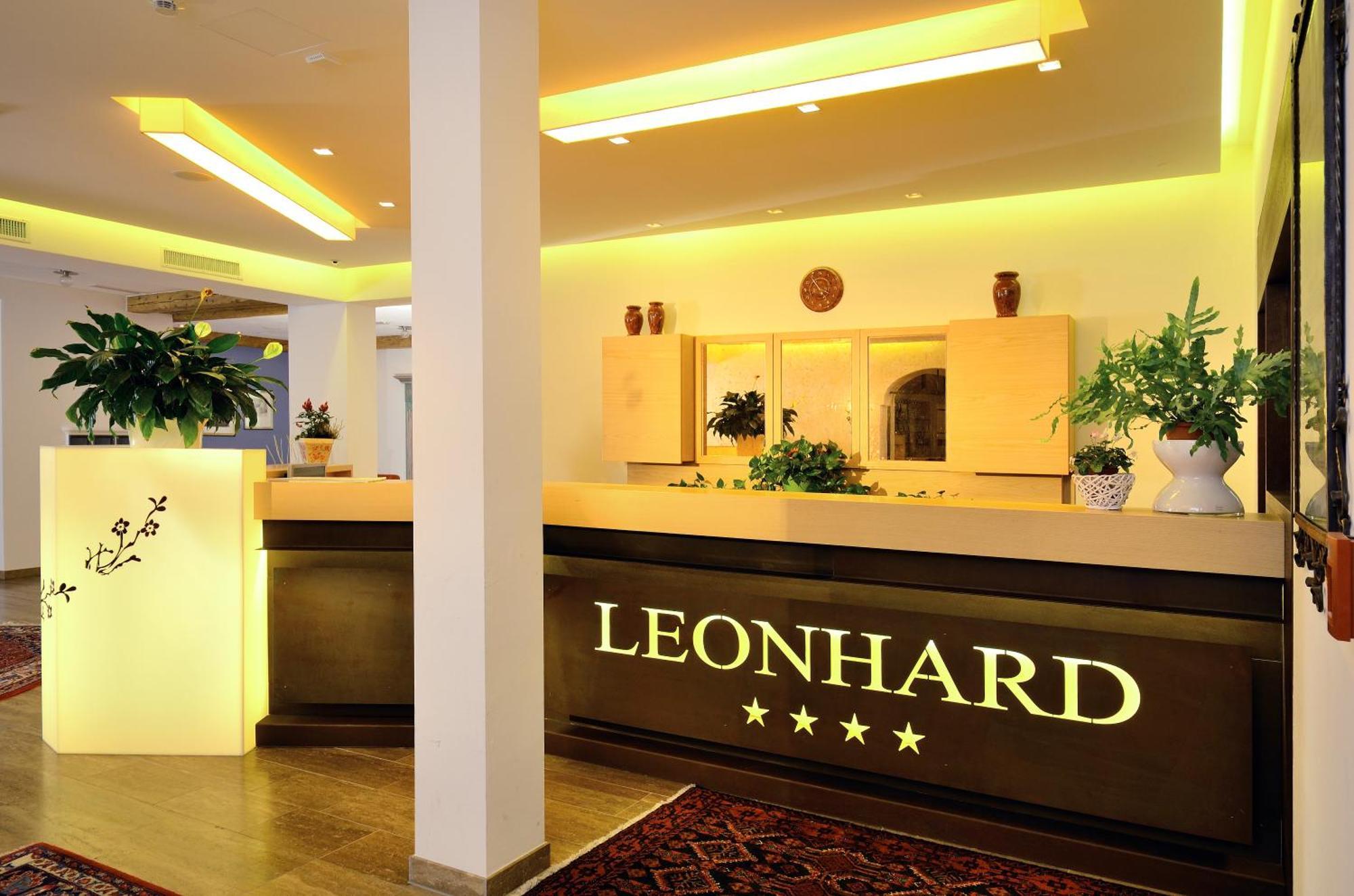 Hotel Leonhard Leogang Exterior photo