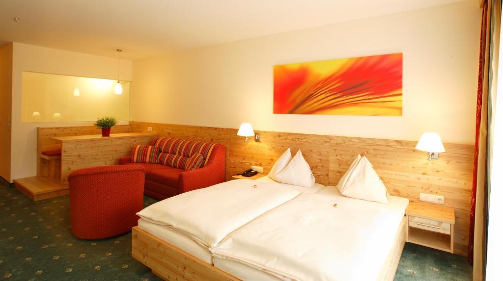 Hotel Leonhard Leogang Room photo