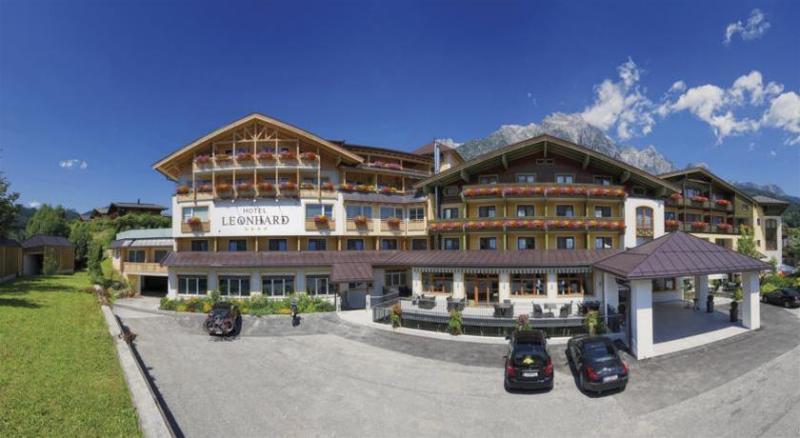 Hotel Leonhard Leogang Exterior photo