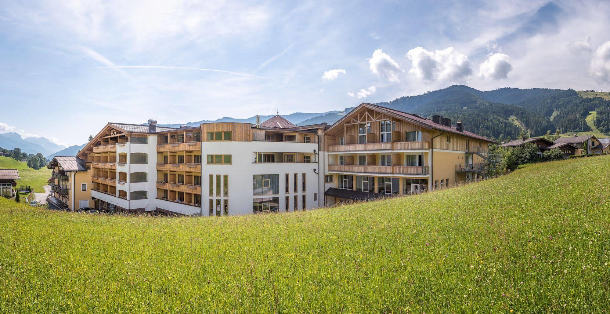 Hotel Leonhard Leogang Exterior photo