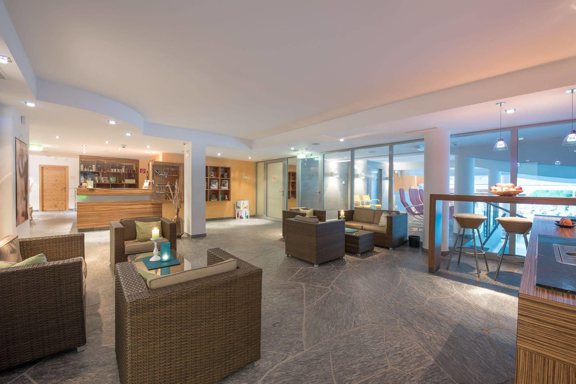 Hotel Leonhard Leogang Exterior photo